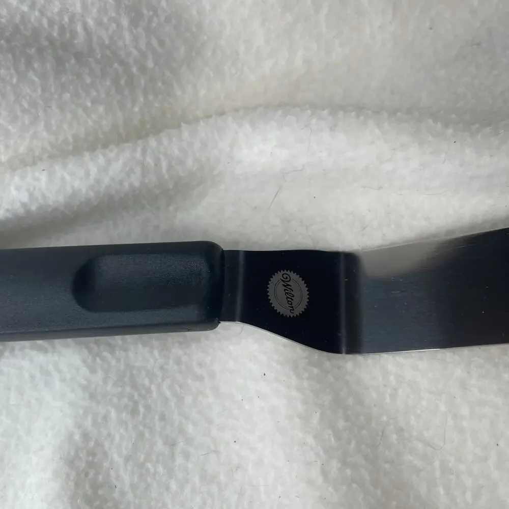 Wilton Angled Icing Spatula